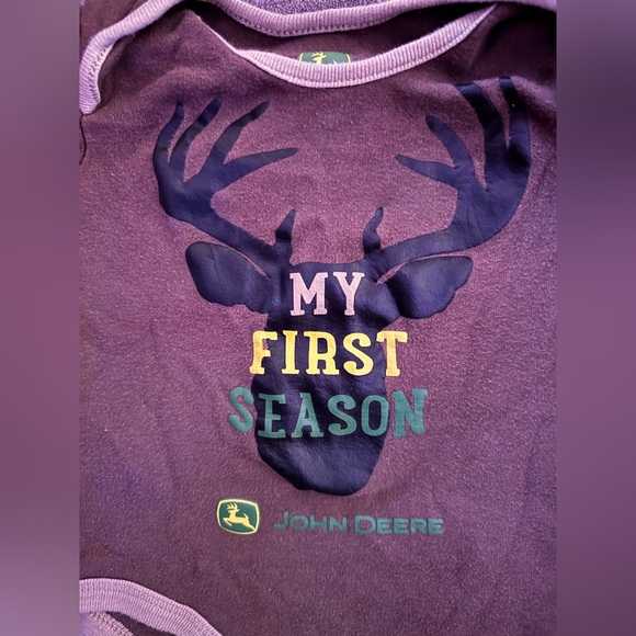 🦌🌲💚 2 Infant Onesies - Picture 4 of 6